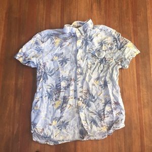 Levi’s button down Hawaiian shirt